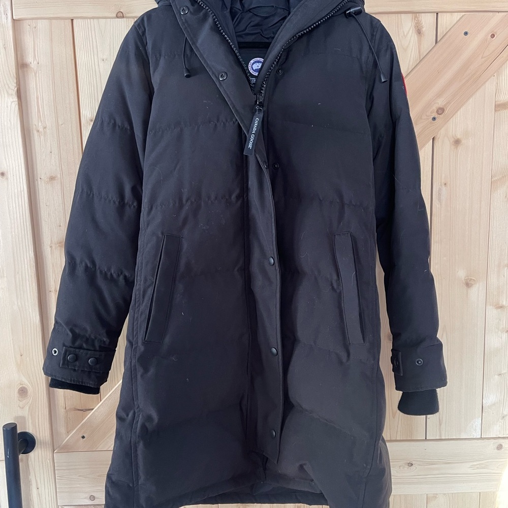 Women's Black Hooded Puffer Coat